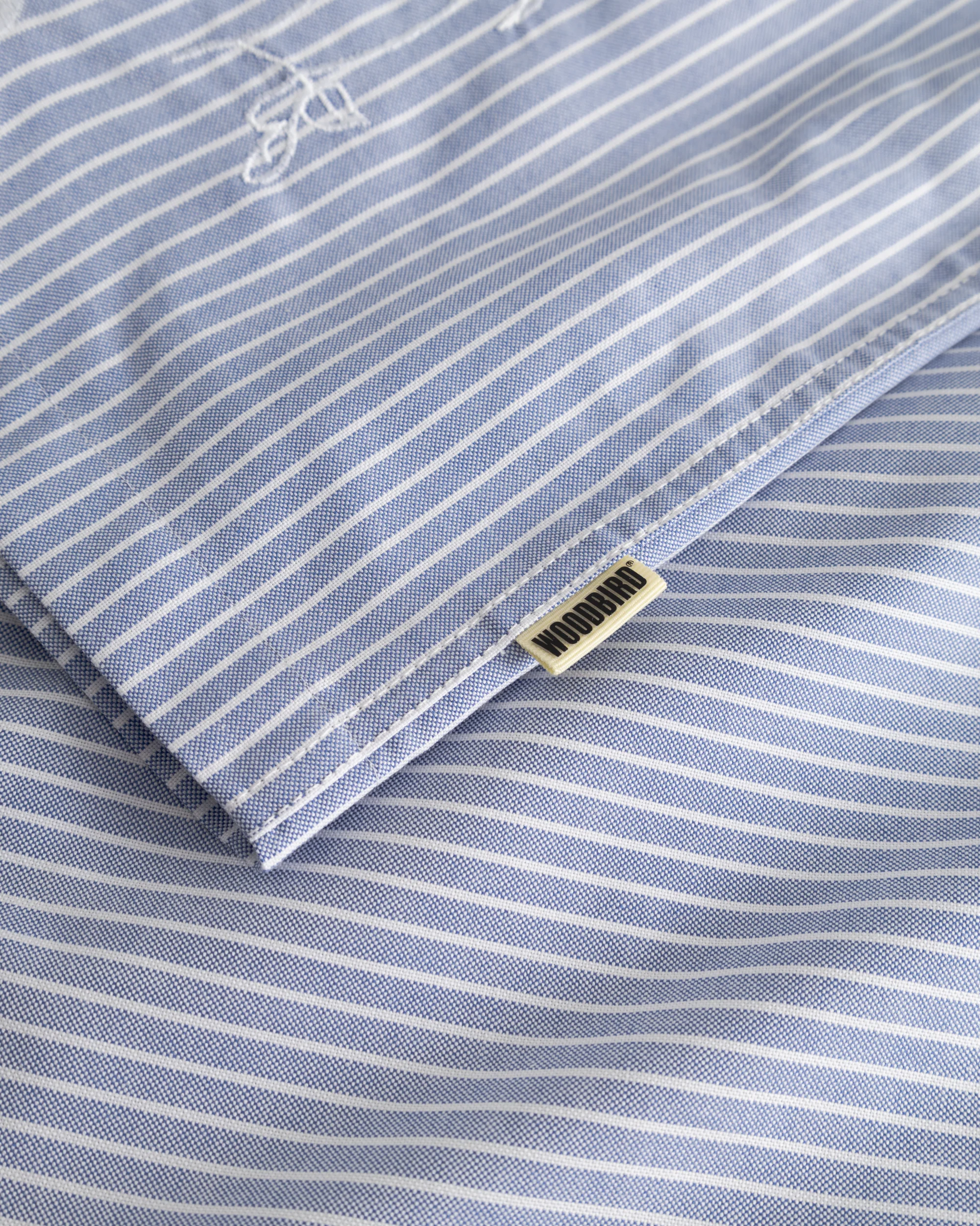 WBLuna Ox Flower Shirt - Image 4